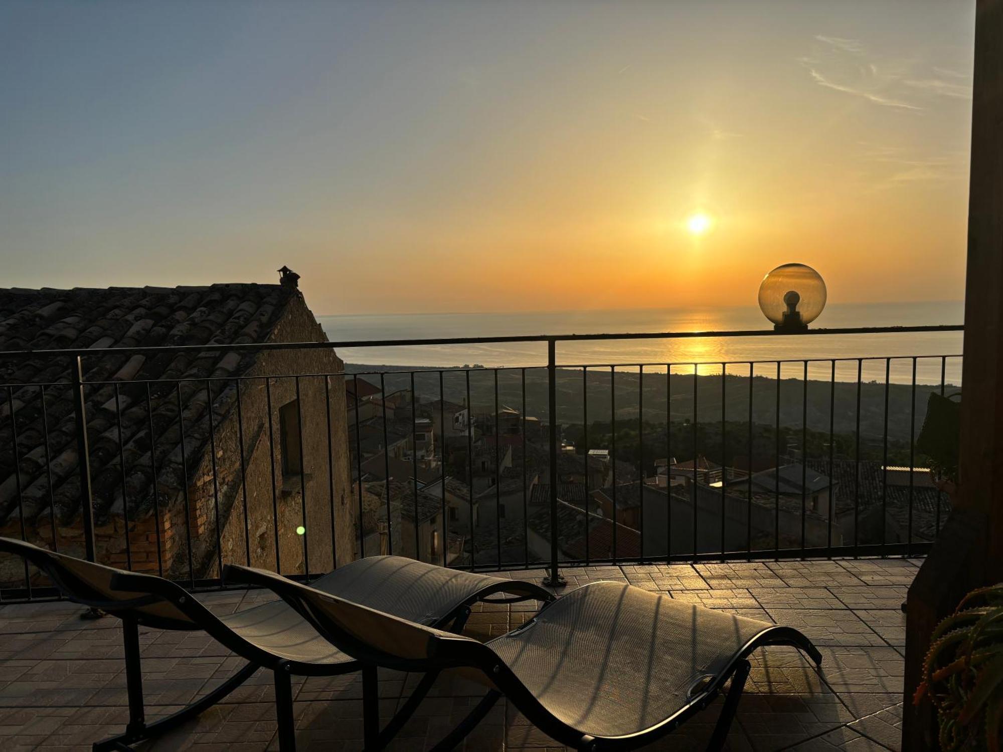 Perla Del Borgo Bed And Breakfast Santa Caterina dello Ionio Eksteriør billede